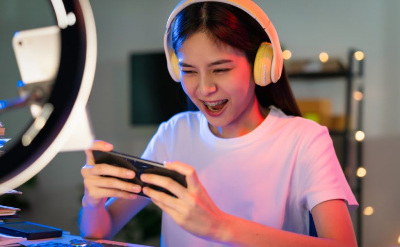 Pengaruh Game Mobile terhadap Gaya Hidup Generasi Z